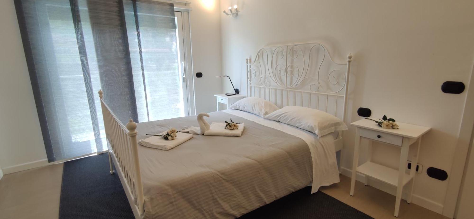 Residence Alessandra Supervacanza House - دومازو المظهر الخارجي الصورة